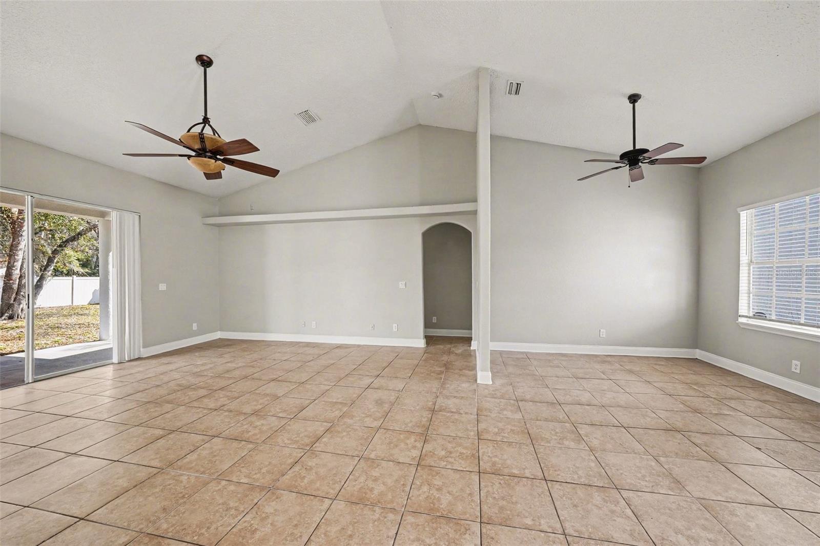 Image 7 of 27 For 5300 Eagle Boulevard