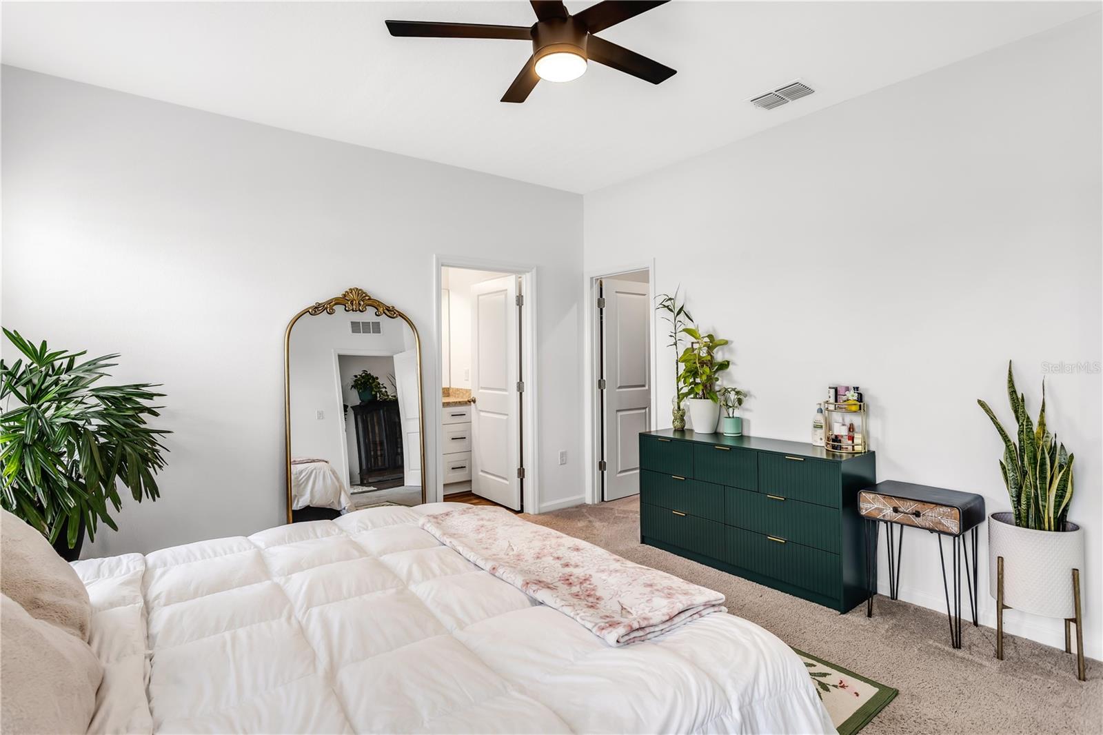 Image 16 of 36 For 10459 Ladybug Cove