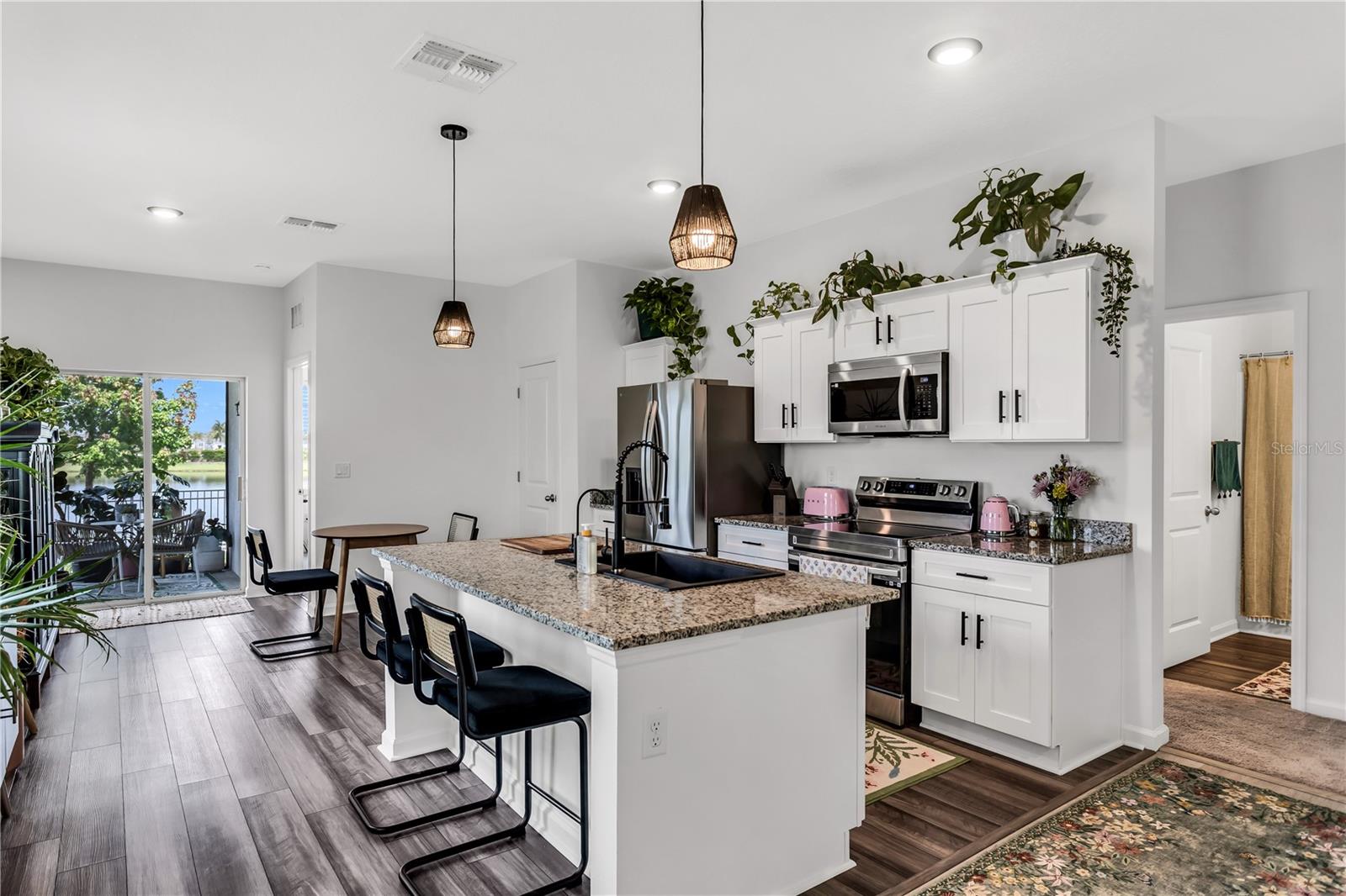 Image 6 of 36 For 10459 Ladybug Cove