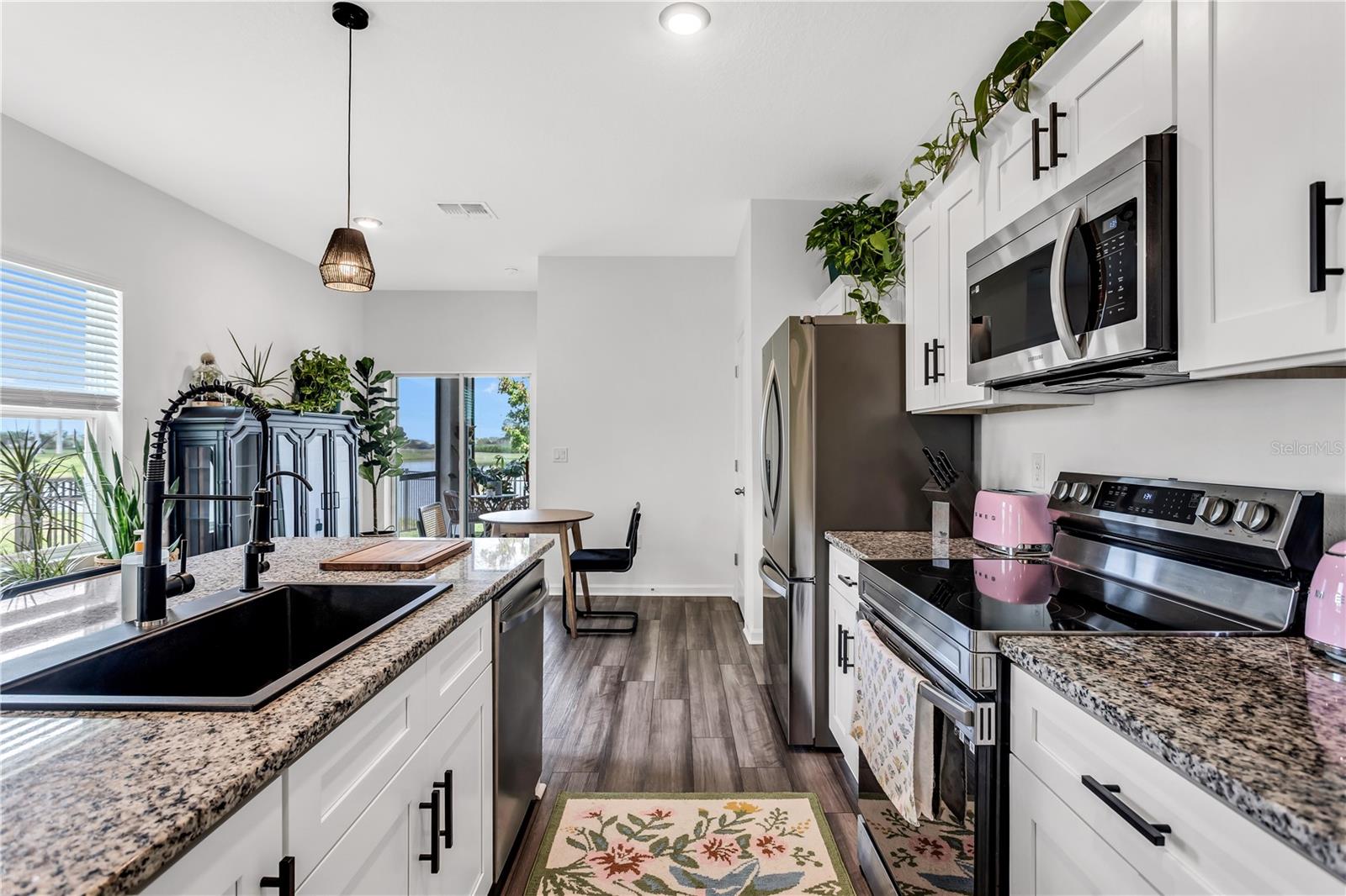 Image 7 of 36 For 10459 Ladybug Cove