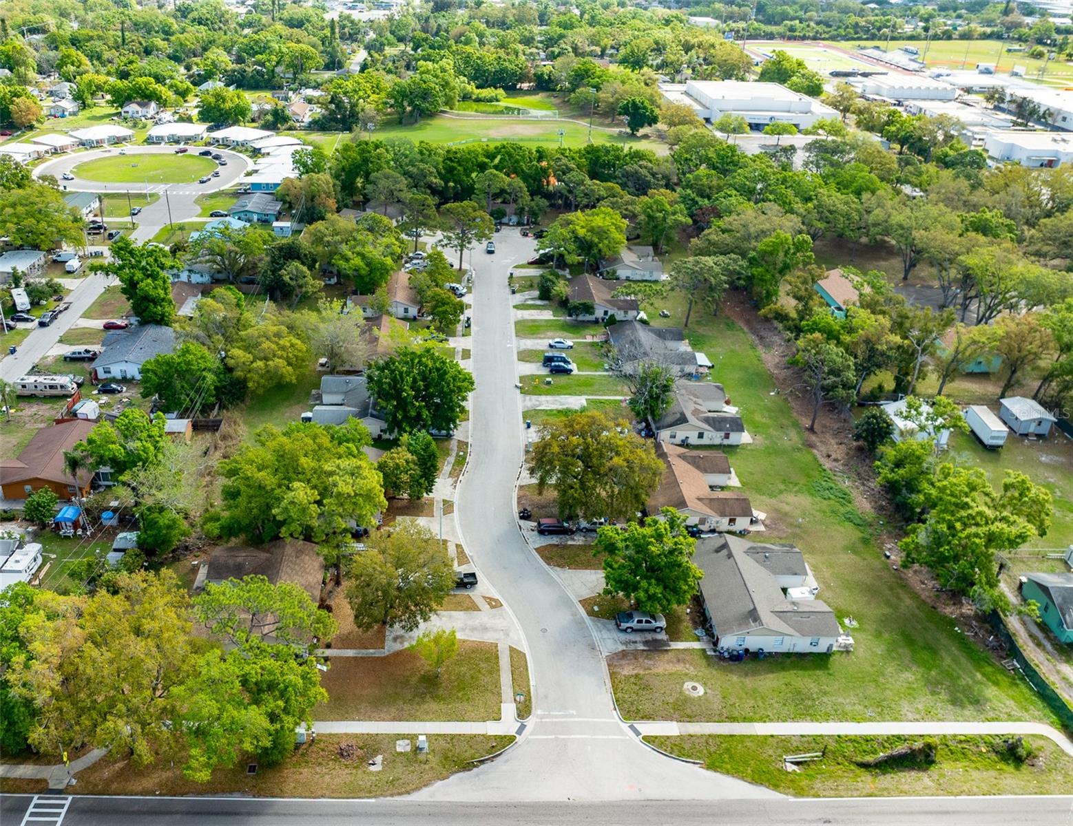 Image 10 of 29 For 904 33rd Avenue E