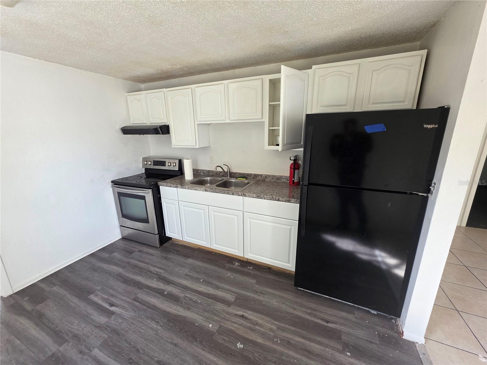 Image 23 of 29 For 904 33rd Avenue E