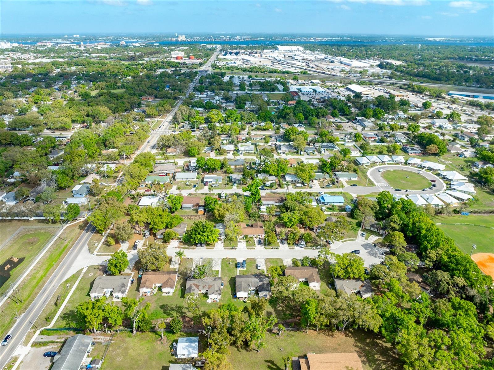 Image 6 of 29 For 904 33rd Avenue E