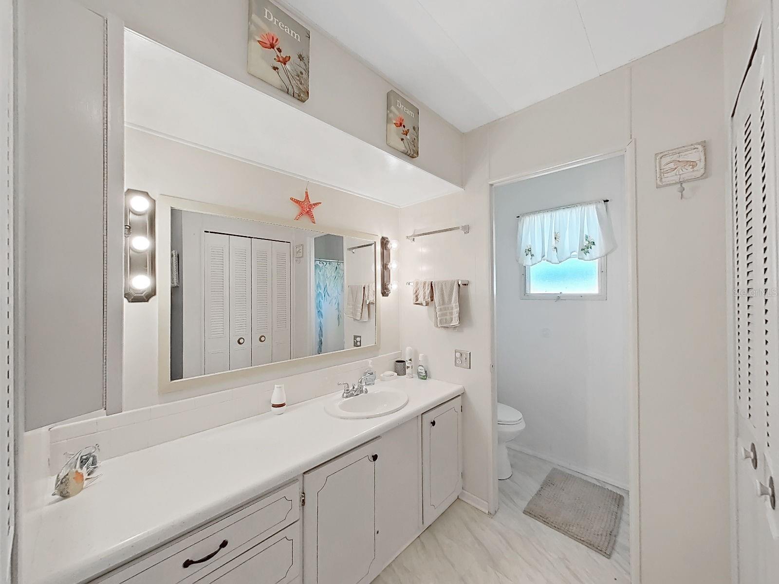 Listing photo id 12 for 9900 Ulmerton Road 238