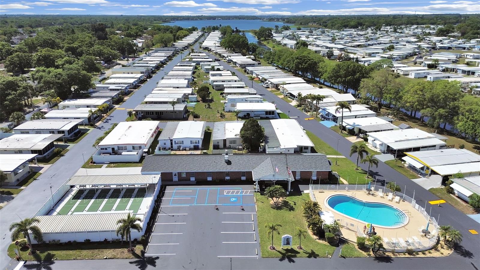 Listing photo id 20 for 9900 Ulmerton Road 238