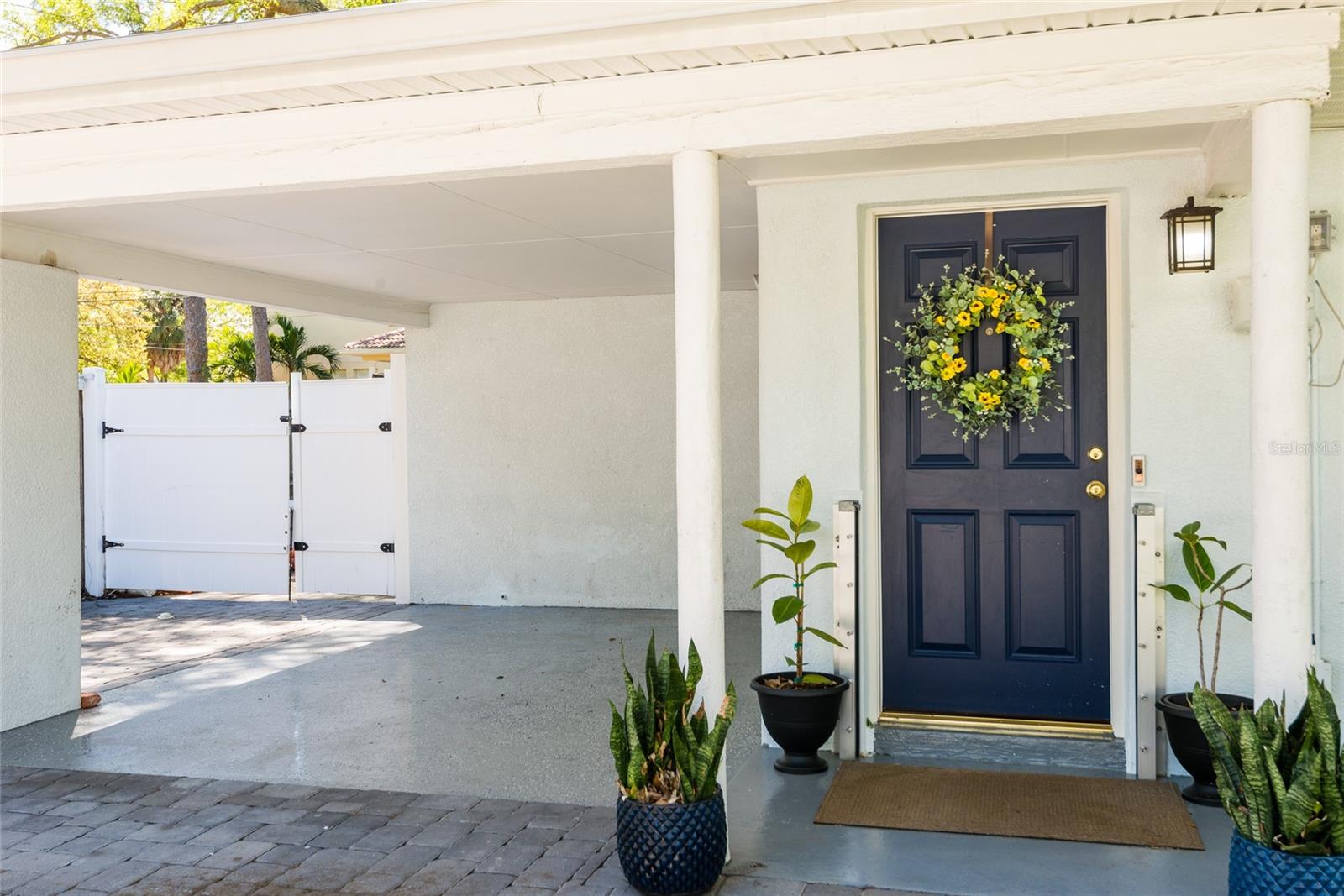 Image 2 of 43 For 4704 El Prado Boulevard