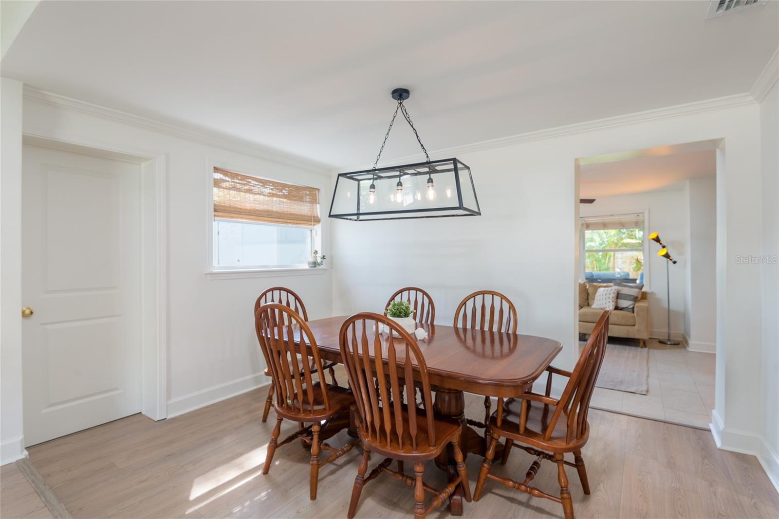 Image 6 of 43 For 4704 El Prado Boulevard