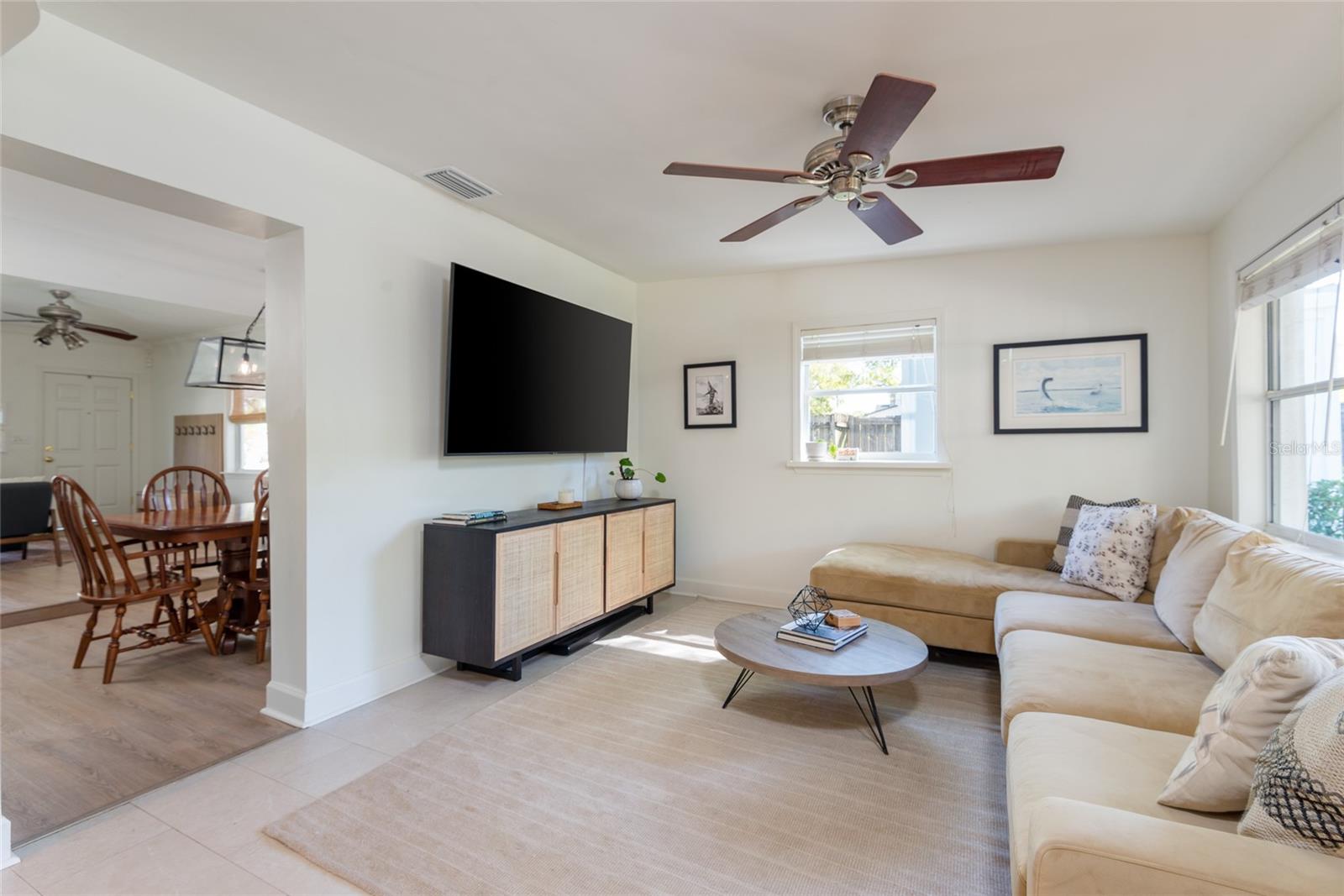 Image 9 of 43 For 4704 El Prado Boulevard