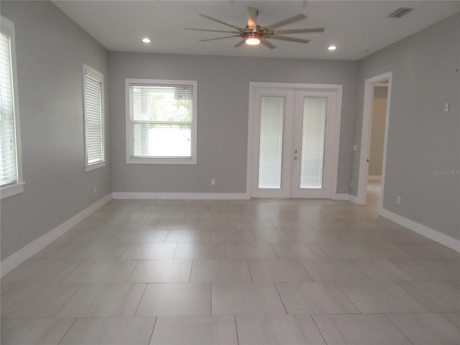 Image 11 of 35 For 105 Broad Street