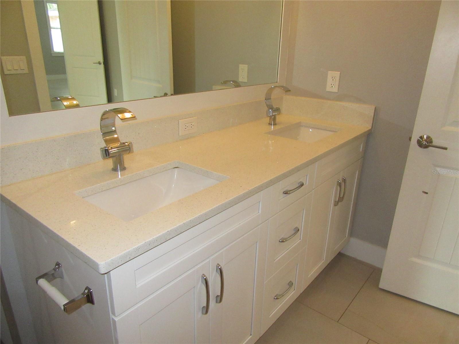 Image 17 of 35 For 105 Broad Street