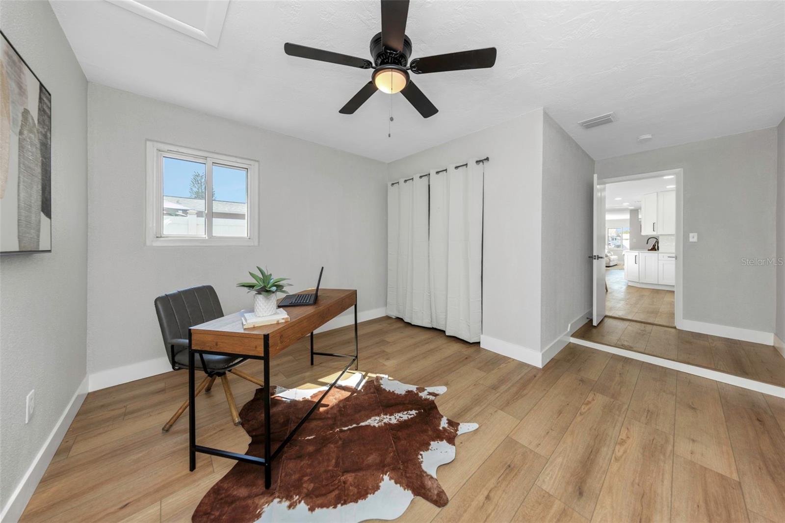 Image 19 of 59 For 5744 17th Avenue N