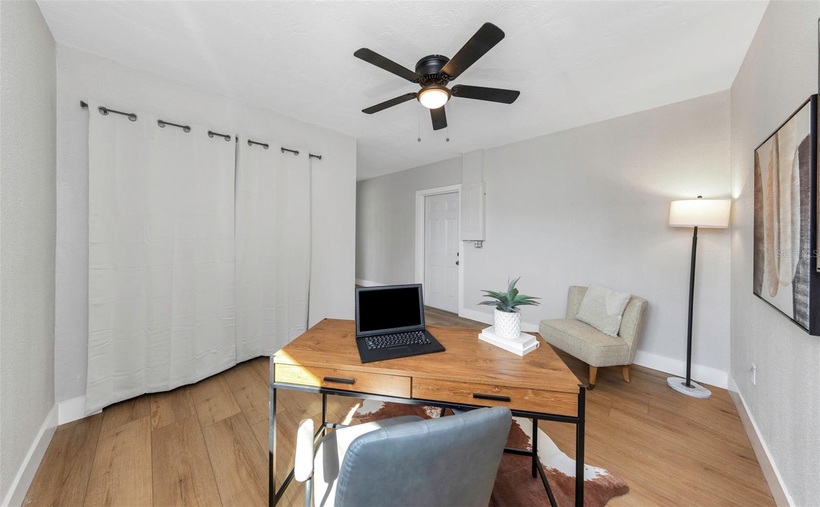 Image 21 of 59 For 5744 17th Avenue N