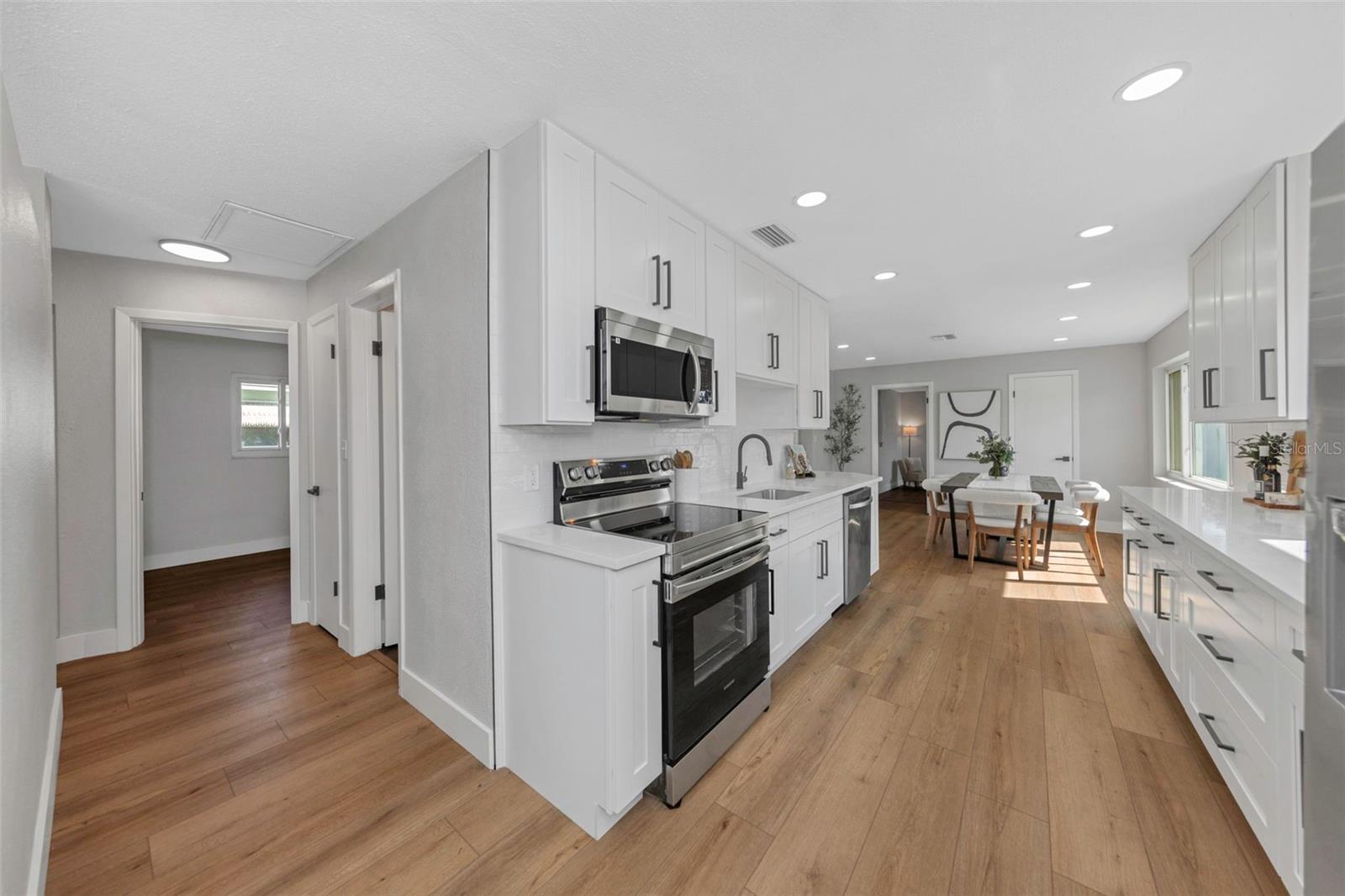 Image 26 of 59 For 5744 17th Avenue N