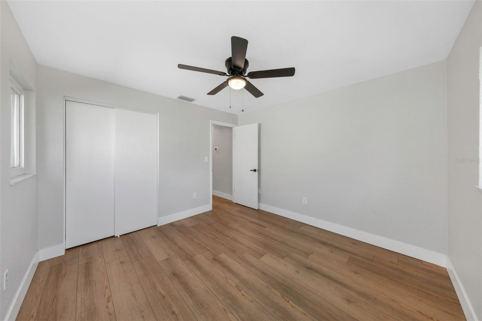 Image 28 of 59 For 5744 17th Avenue N