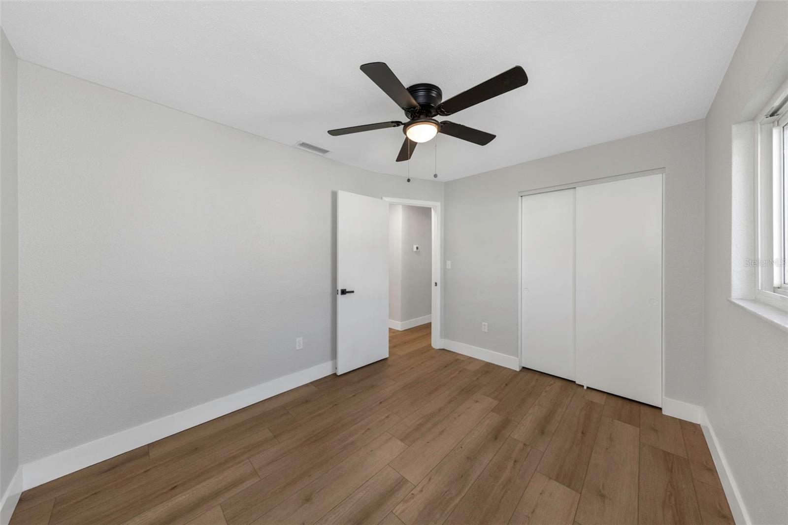 Image 29 of 59 For 5744 17th Avenue N