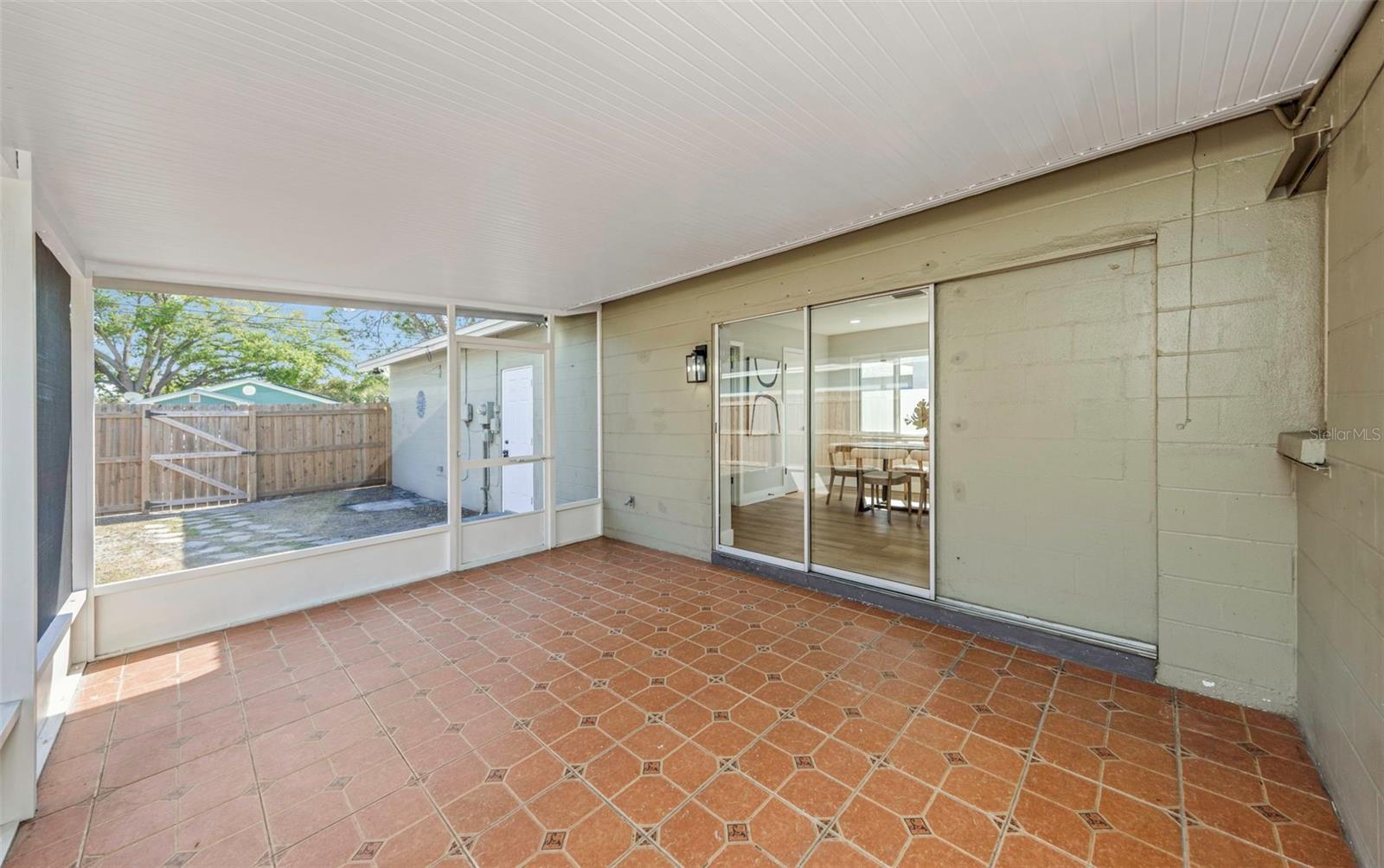 Image 36 of 59 For 5744 17th Avenue N