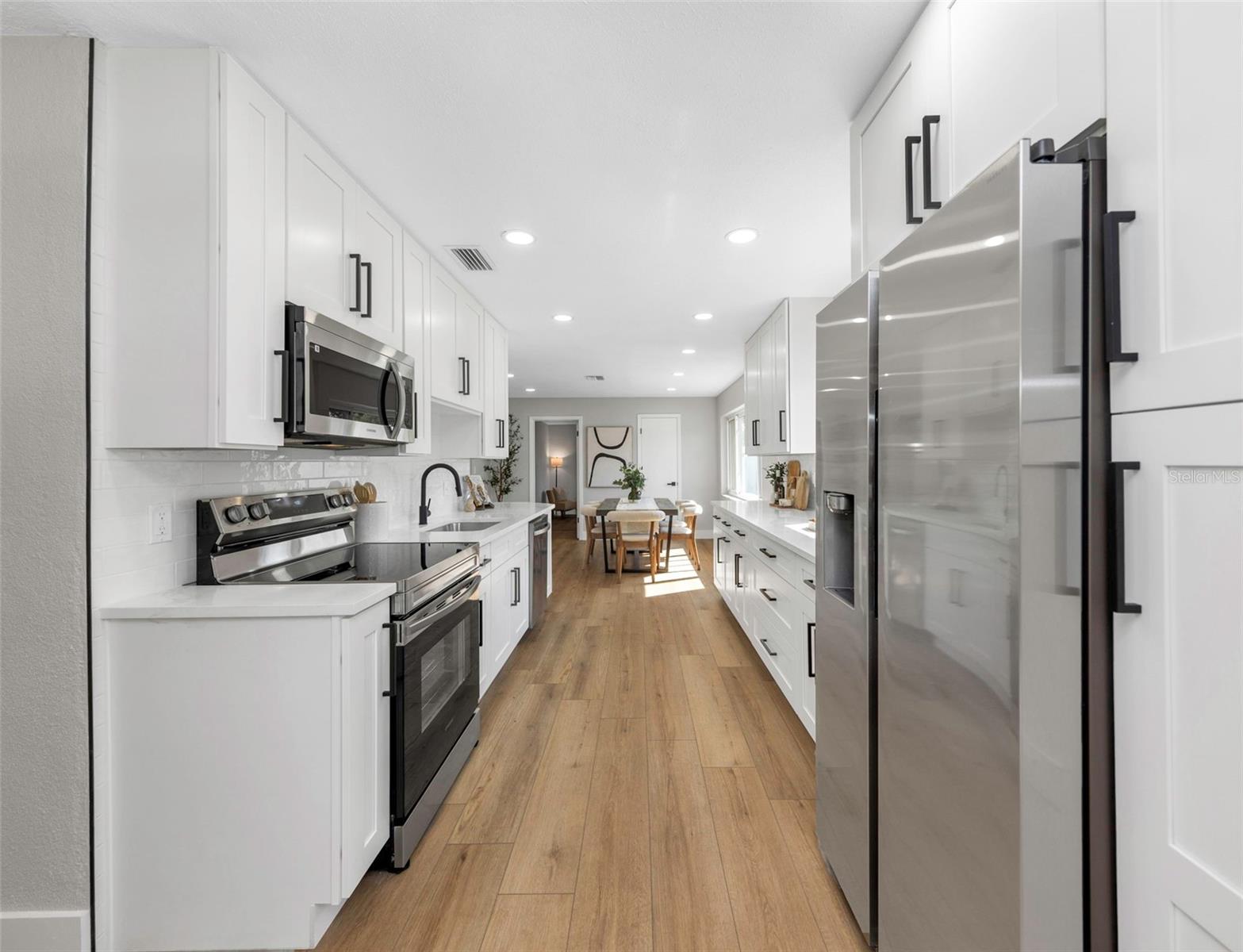 Image 7 of 59 For 5744 17th Avenue N