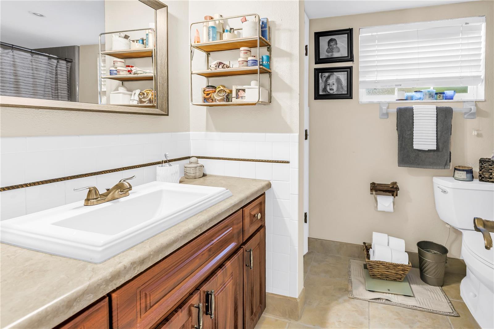 Image 25 of 56 For 12487 93rd Avenue