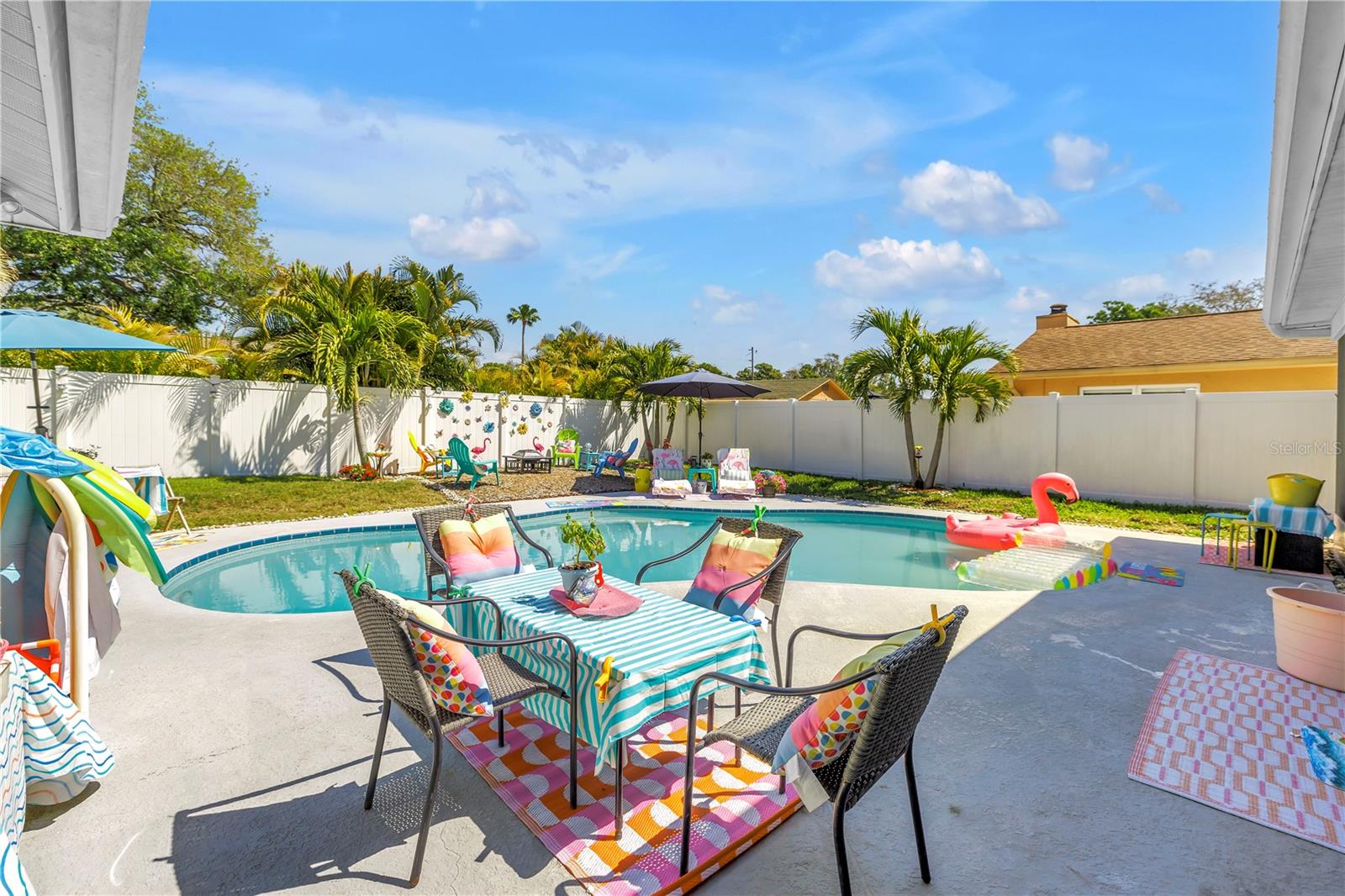 Image 36 of 56 For 12487 93rd Avenue