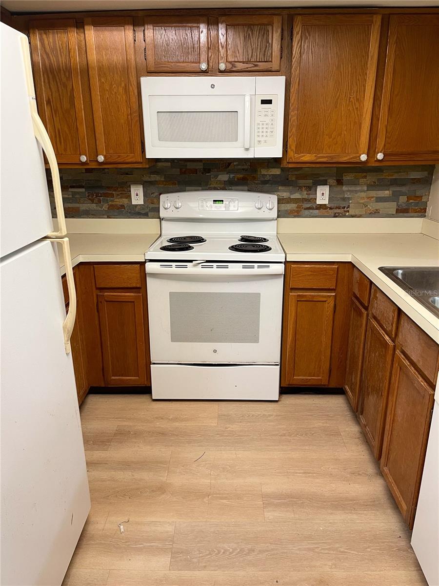 Listing photo id 10 for 4873 Puritan Circle 2401