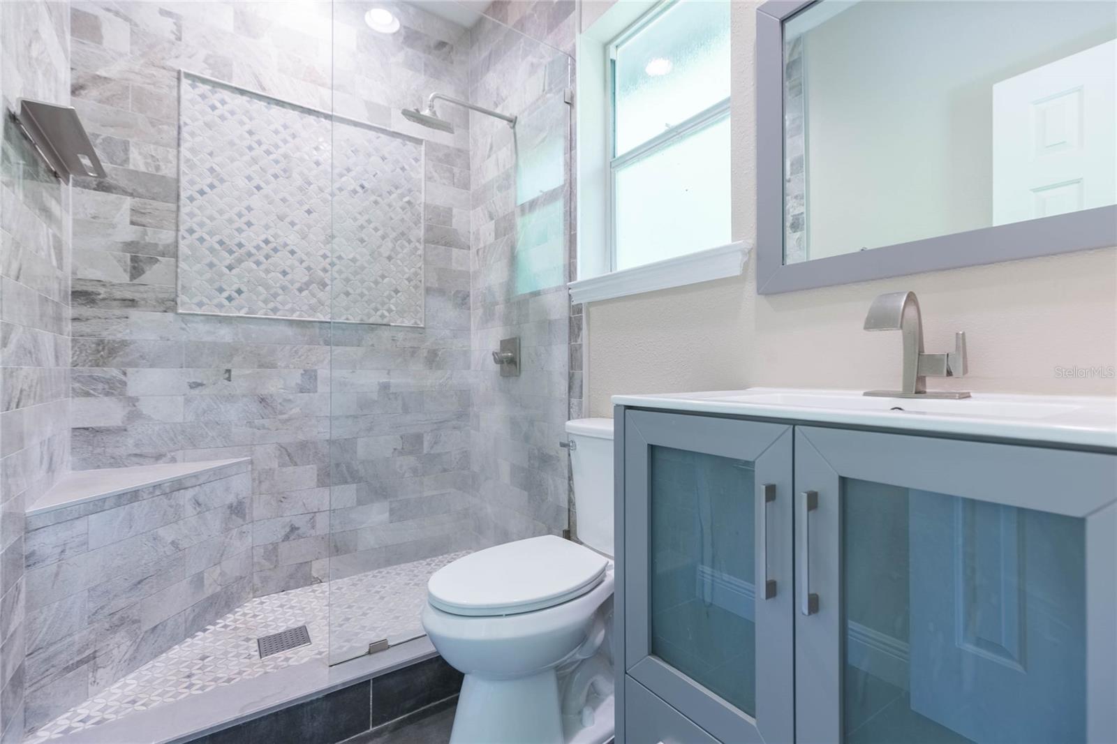 Image 45 of 77 For 16531 Hutchison Road