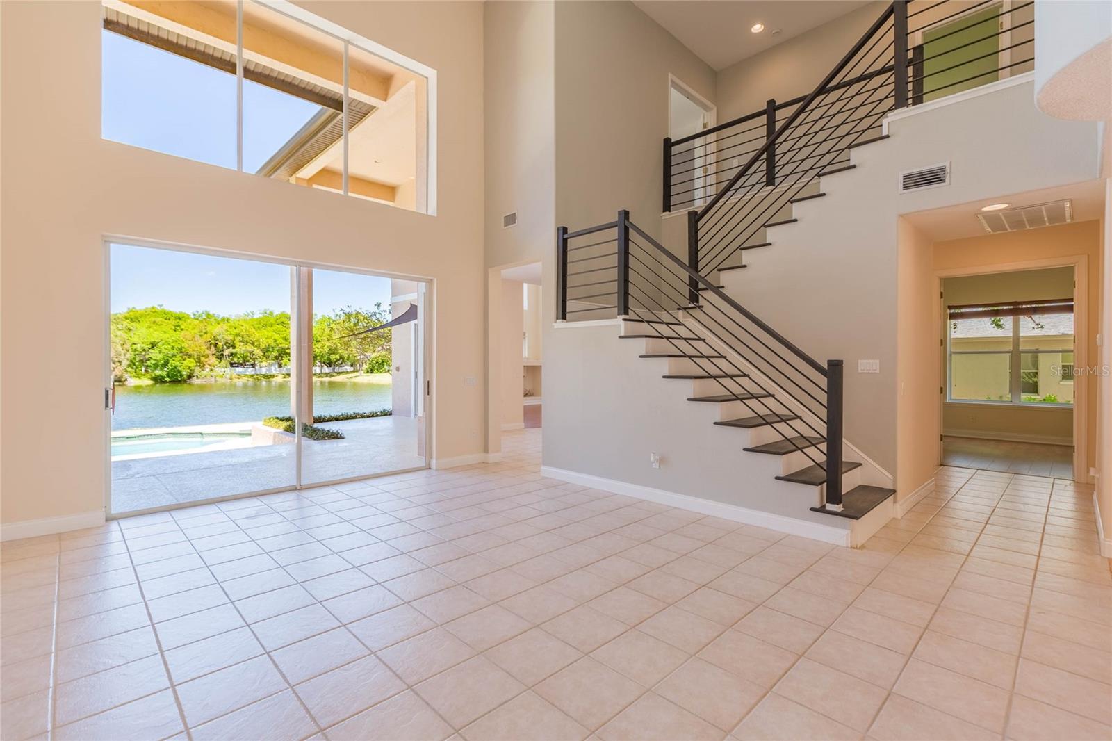 Image 6 of 77 For 16531 Hutchison Road