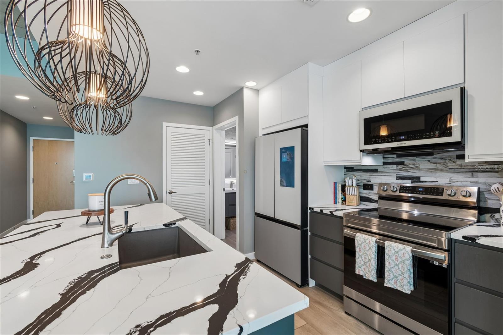 Image 10 of 70 For 777 Ashley Drive 2313