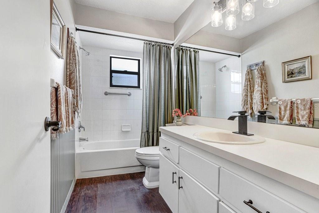 Listing photo id 22 for 8549 Pinafore Drive