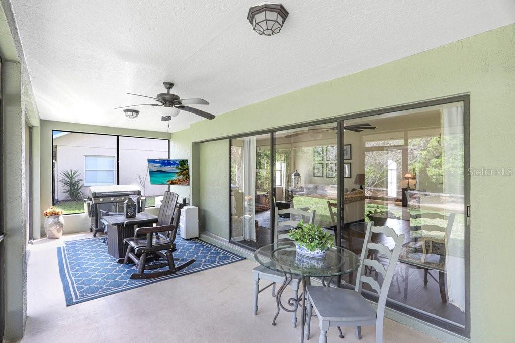 Listing photo id 24 for 8549 Pinafore Drive