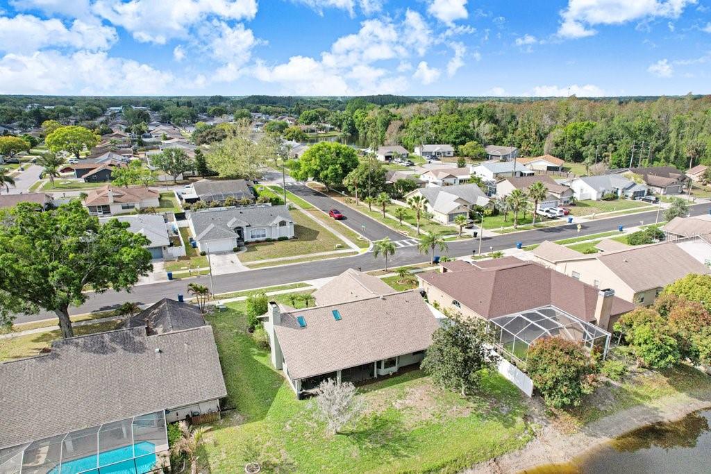 Listing photo id 32 for 8549 Pinafore Drive