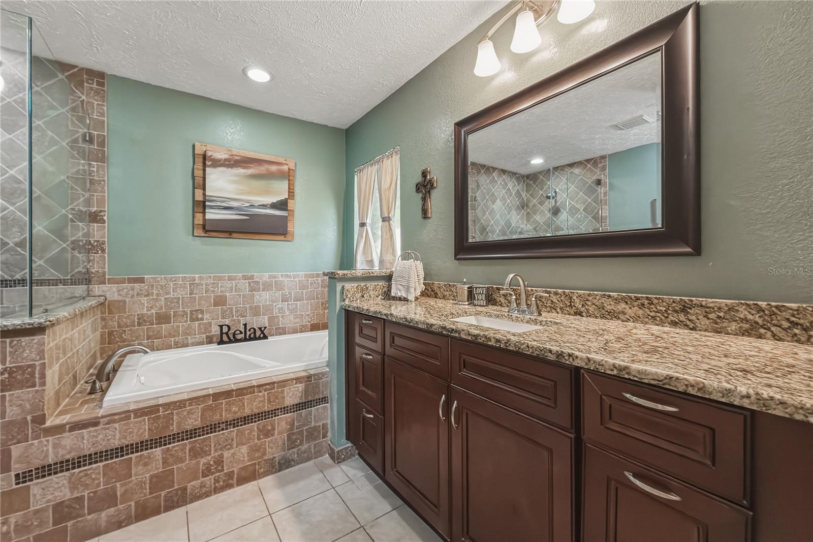 Image 37 of 73 For 25317 Tradewinds Drive