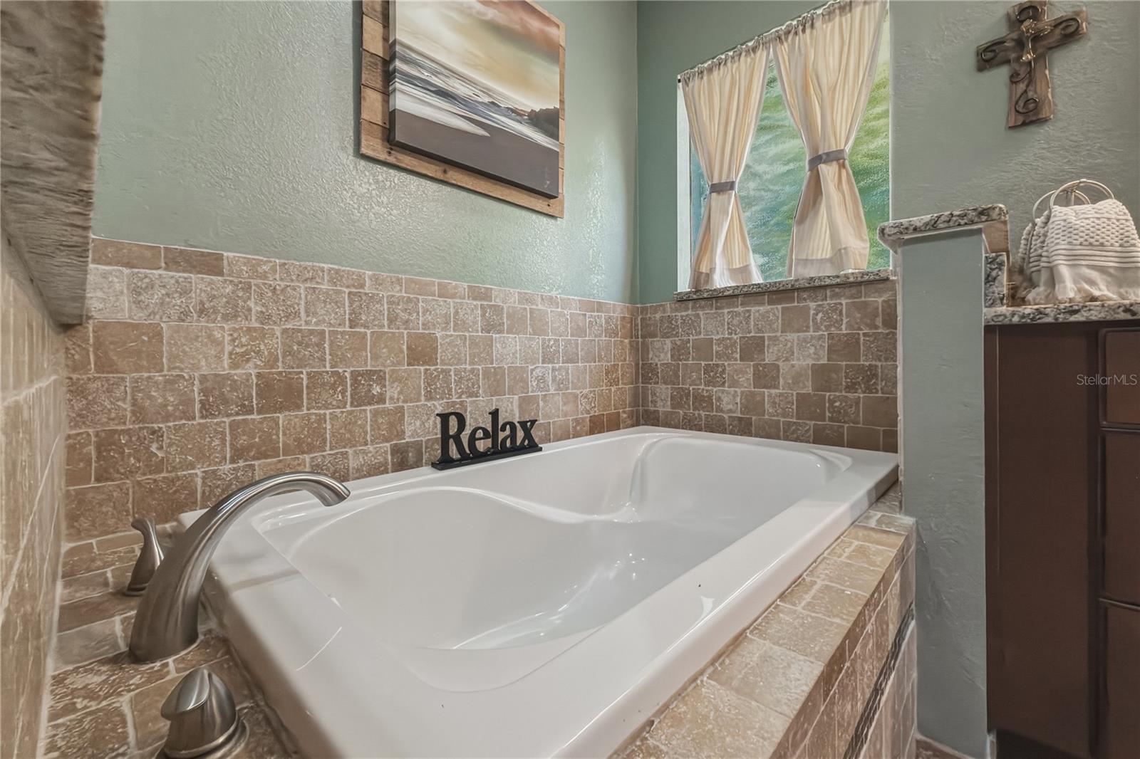 Image 40 of 73 For 25317 Tradewinds Drive