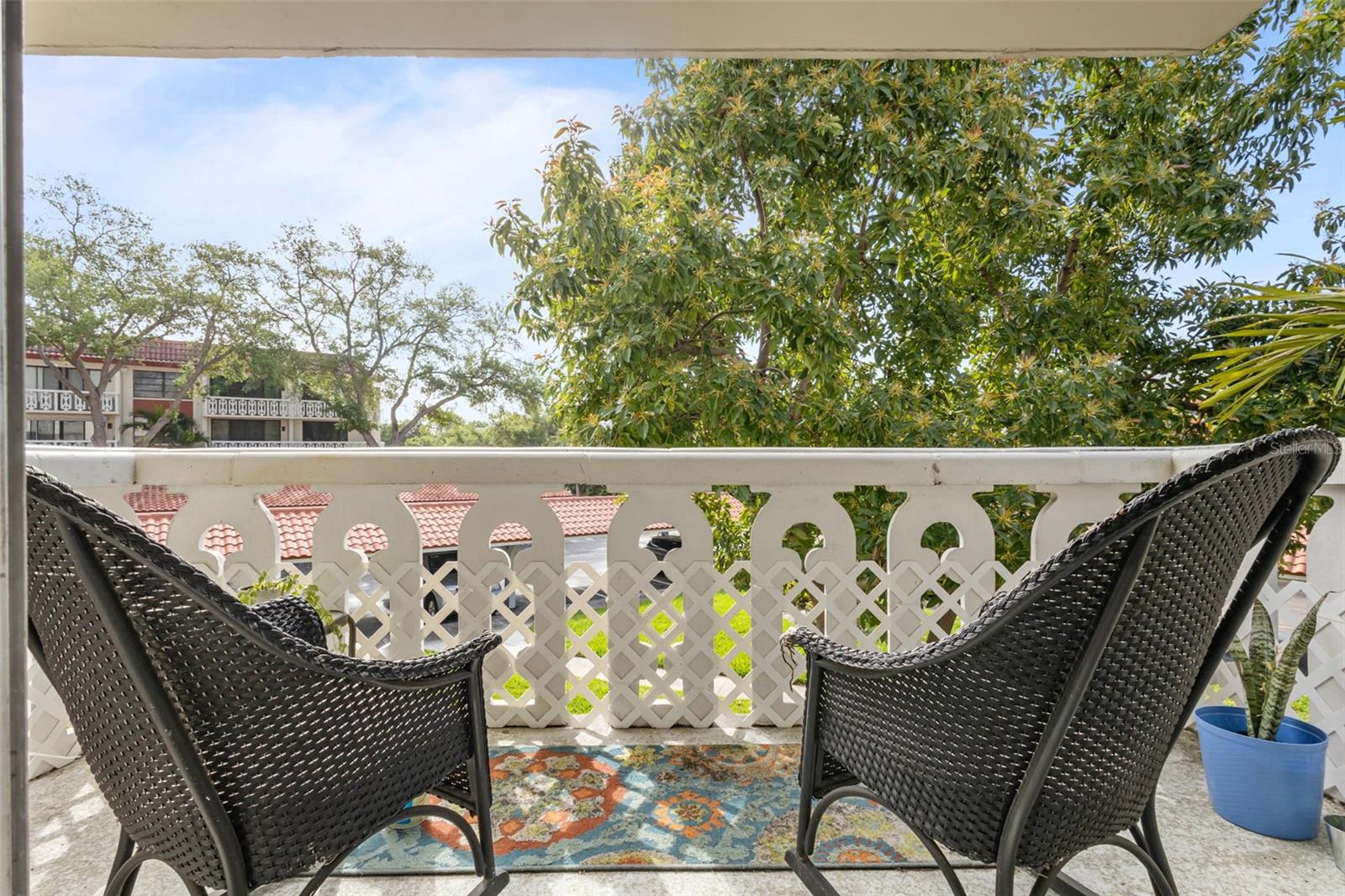 Image 13 of 26 For 1009 Pearce Drive 206