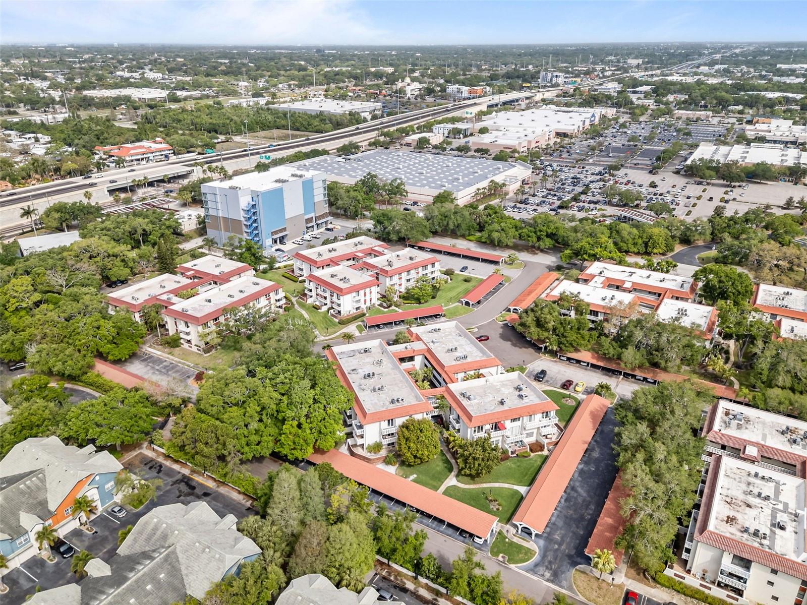 Image 23 of 26 For 1009 Pearce Drive 206