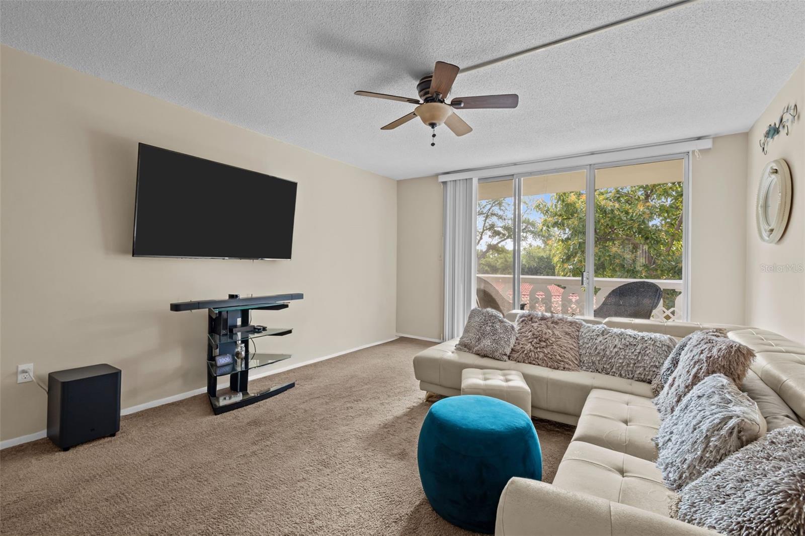 Image 7 of 26 For 1009 Pearce Drive 206