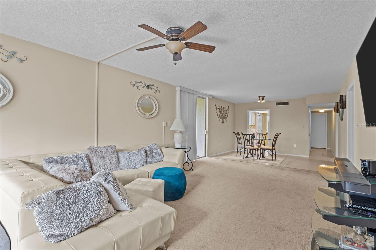 Image 8 of 26 For 1009 Pearce Drive 206