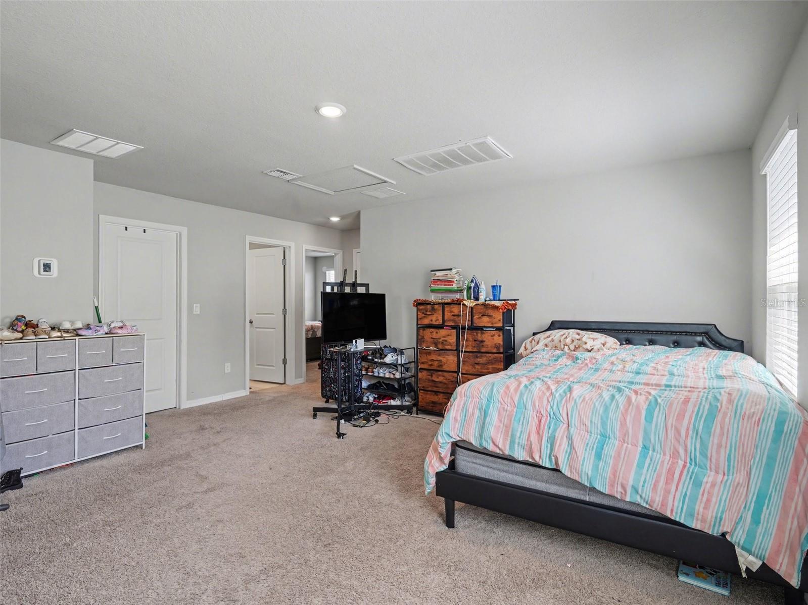 Image 16 of 31 For 7144 Boggy Creek Place