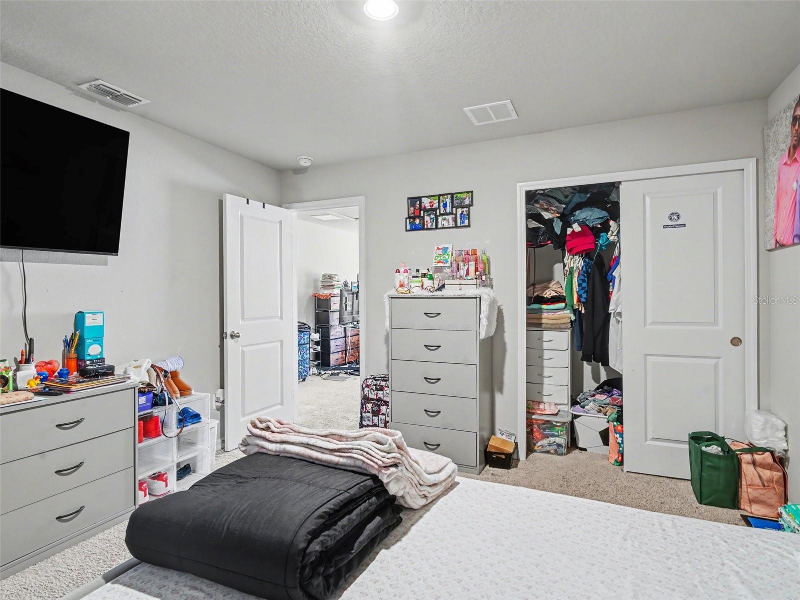 Image 21 of 31 For 7144 Boggy Creek Place