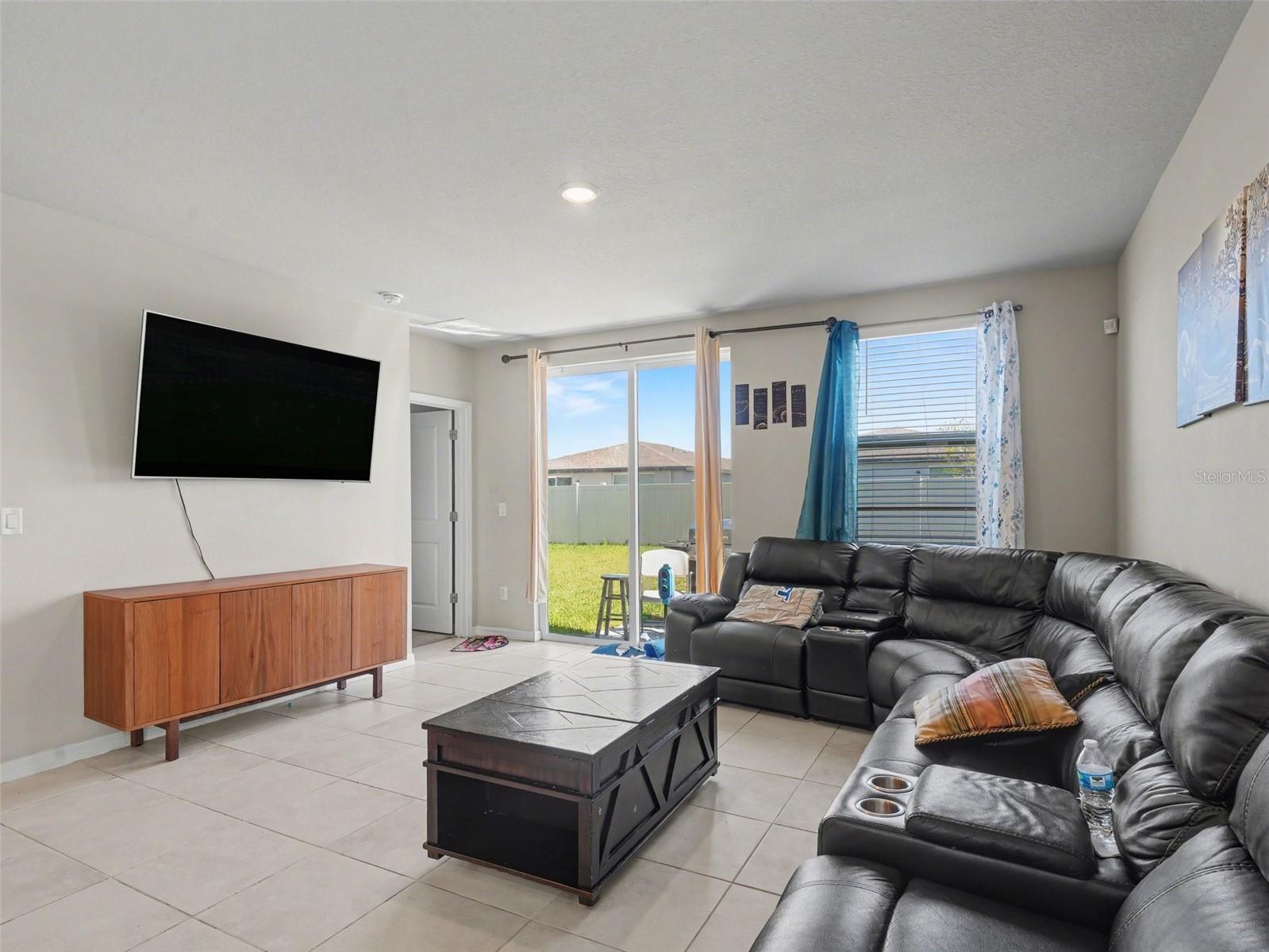 Image 5 of 31 For 7144 Boggy Creek Place