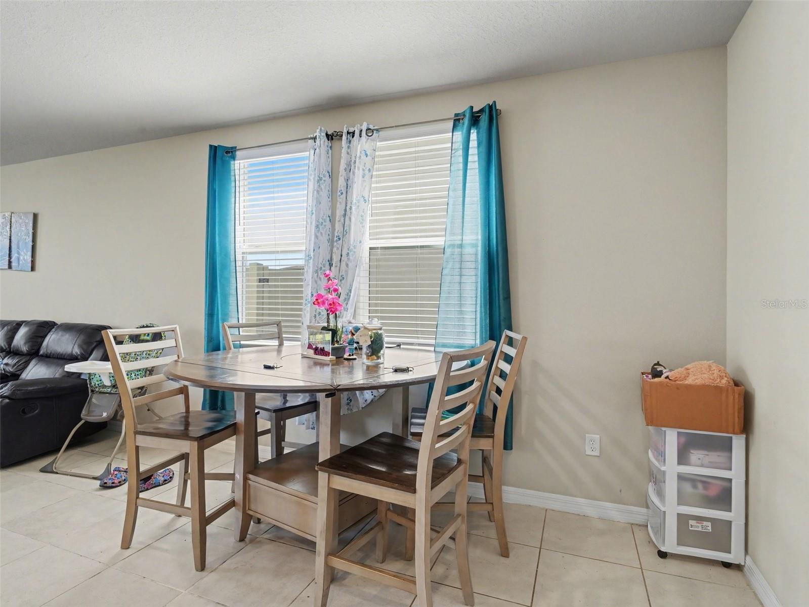 Image 6 of 31 For 7144 Boggy Creek Place