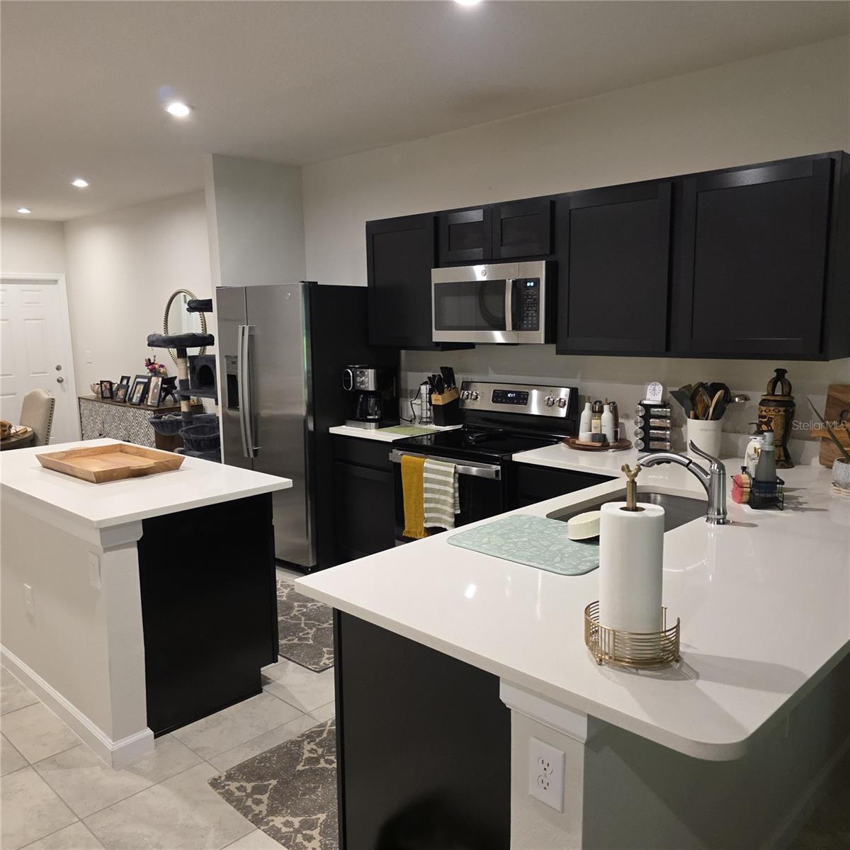 Image 10 of 47 For 3087 Victoria Inlet Drive