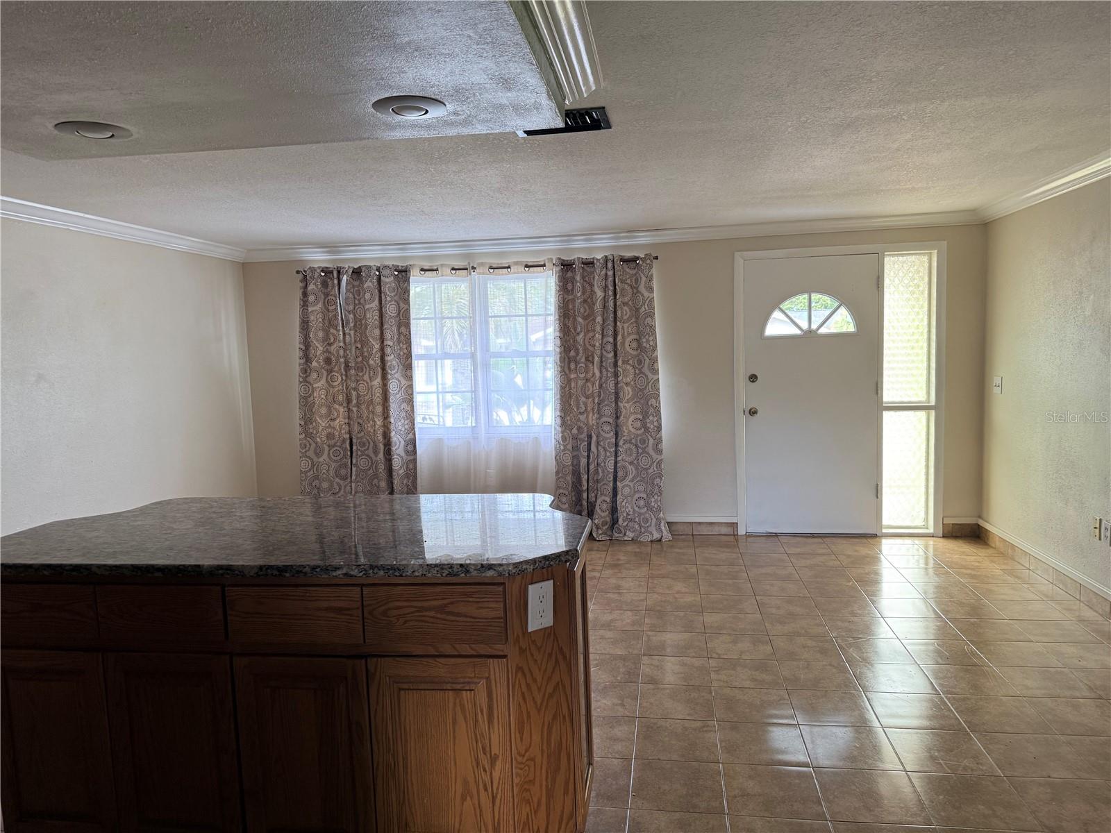 Image 2 of 15 For 10836 Leeds Road