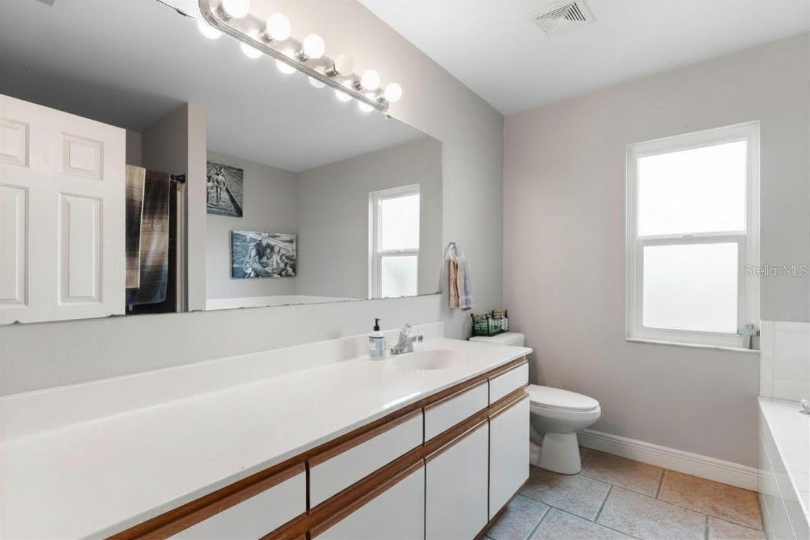 Image 16 of 21 For 4234 Donnington Drive