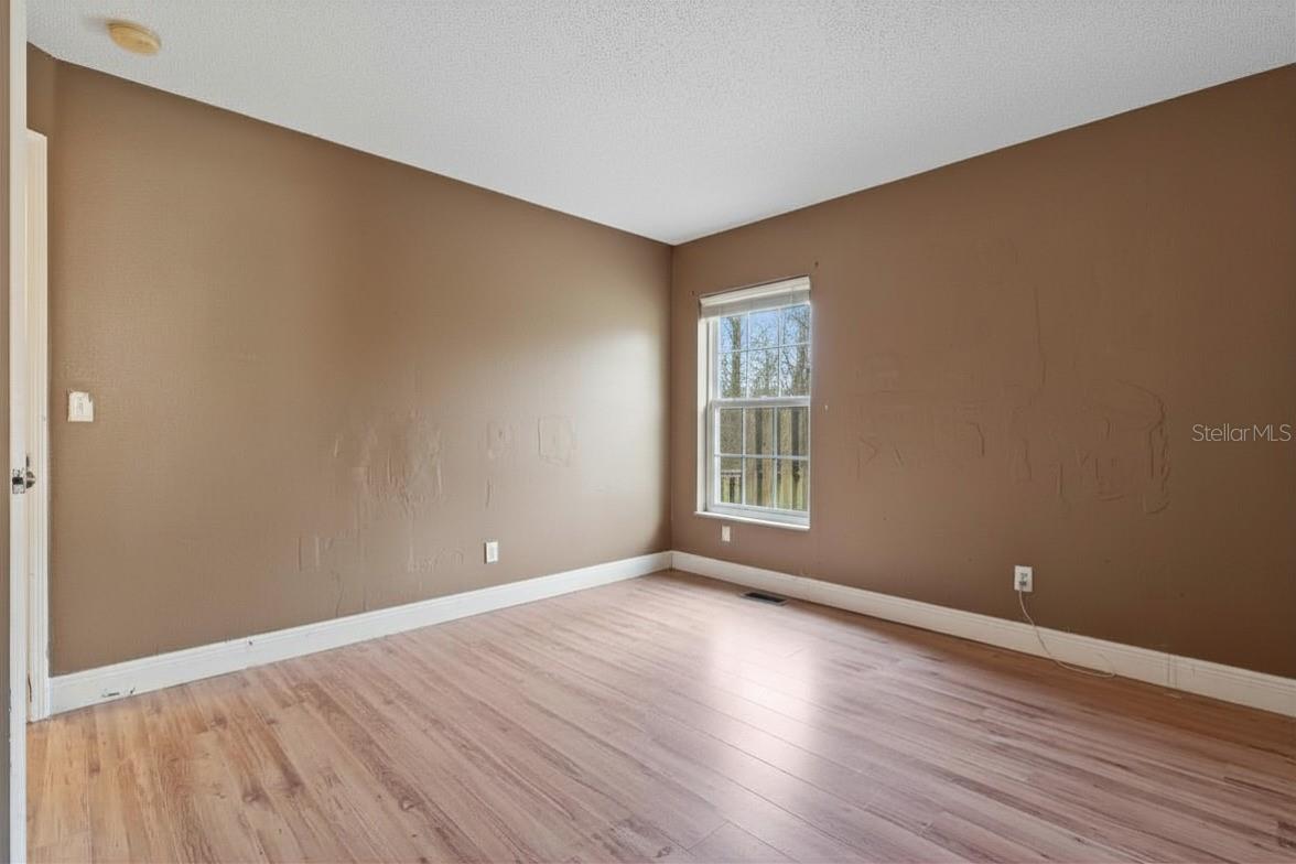 Image 17 of 21 For 4234 Donnington Drive