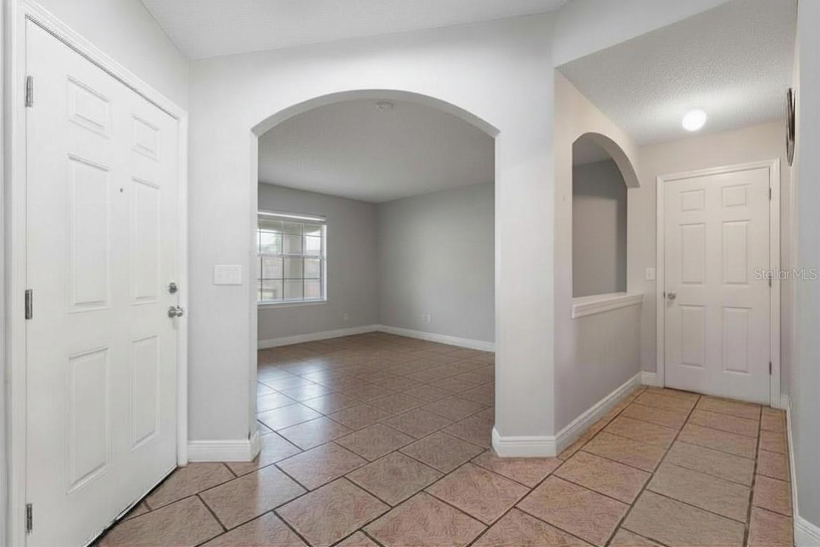 Image 4 of 21 For 4234 Donnington Drive