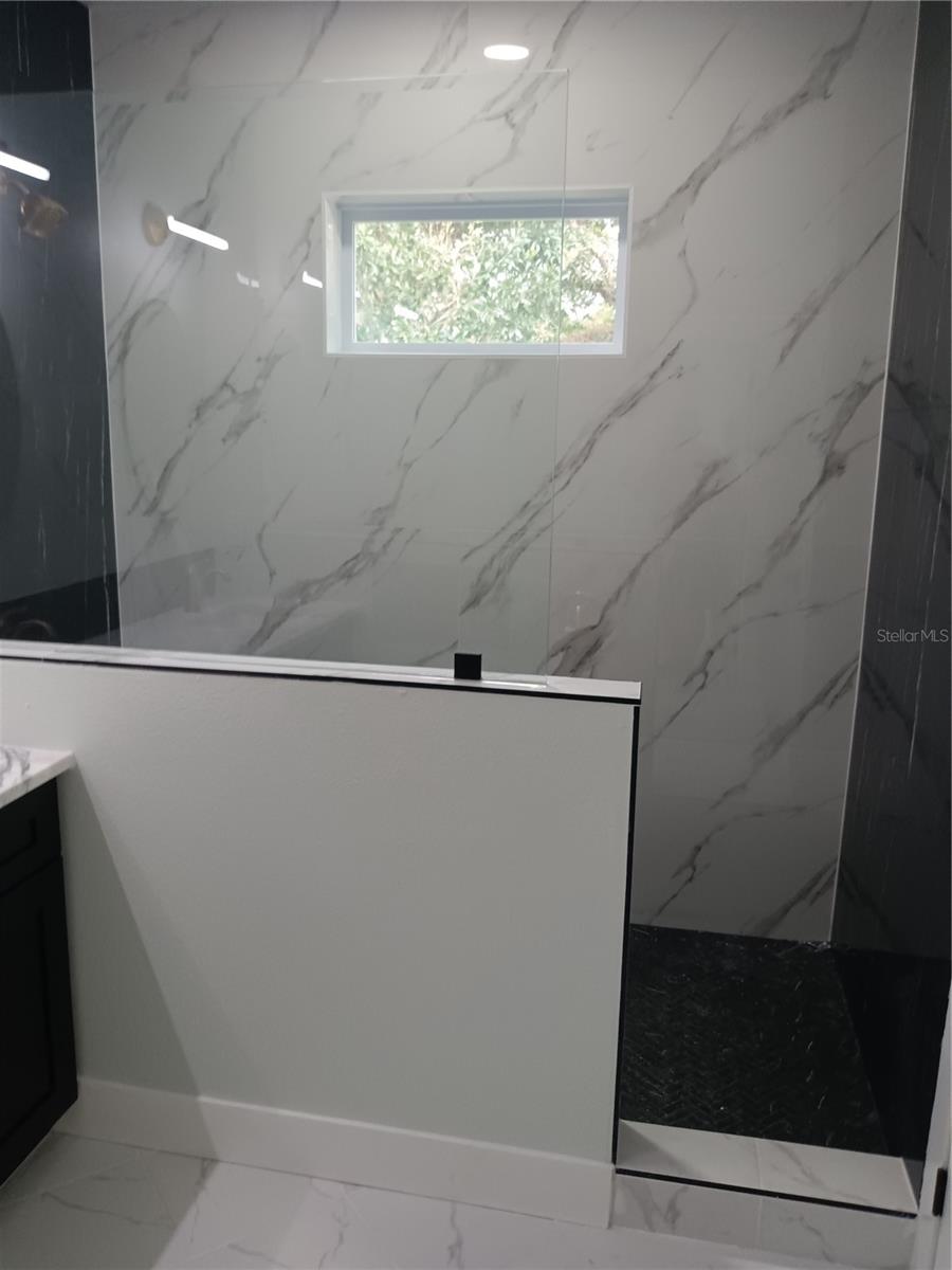 Image 5 of 10 For 5907 Eustace Avenue