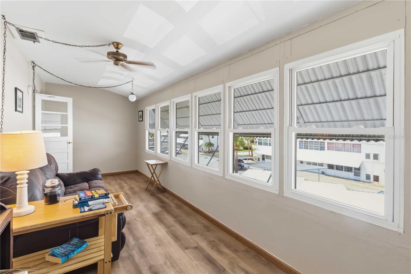 Image 11 of 20 For 6000 20th Street N 144