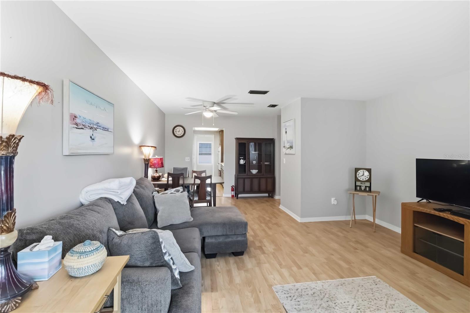 Image 4 of 20 For 6000 20th Street N 144