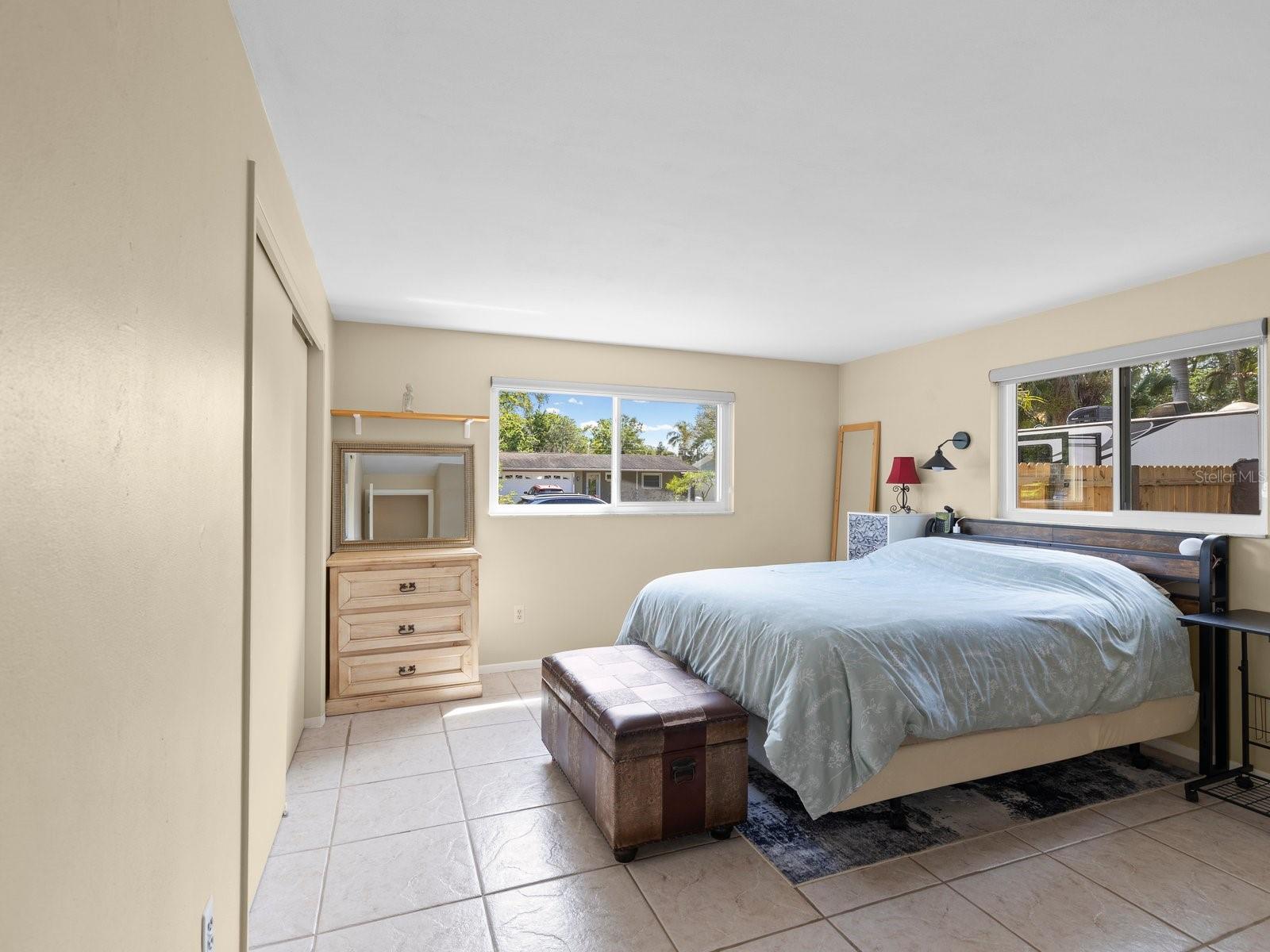 Image 10 of 25 For 2086 Lakewood Drive