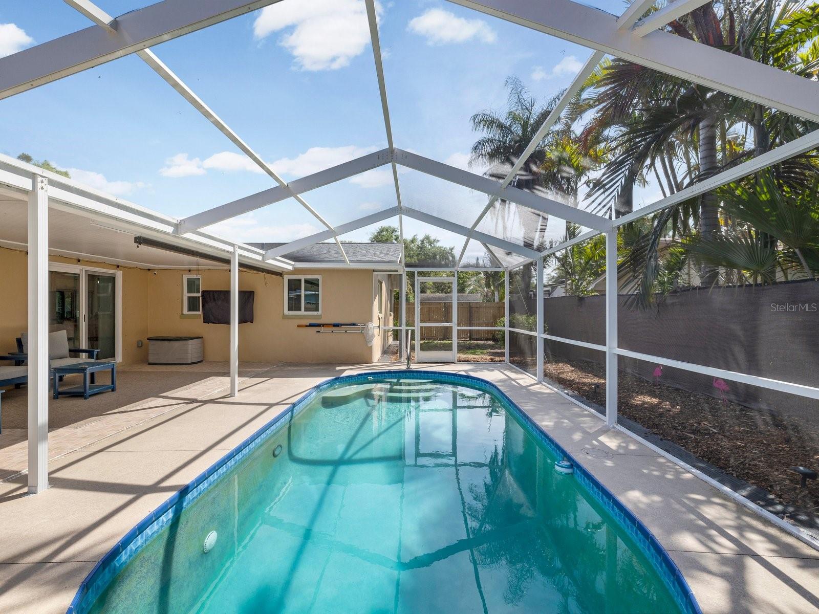 Image 17 of 25 For 2086 Lakewood Drive